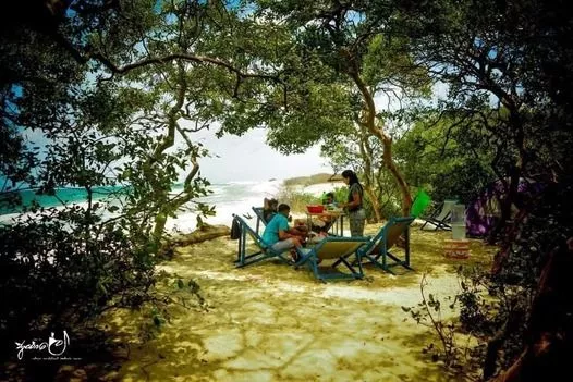 Baththalangunduwa Budget Package